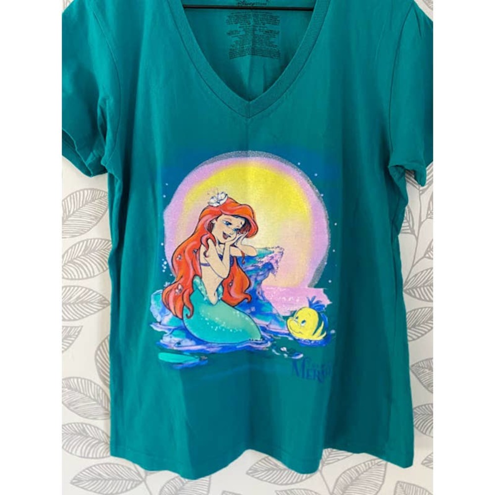 Disney The Little Mermaid Graphic T-shirt, Size L